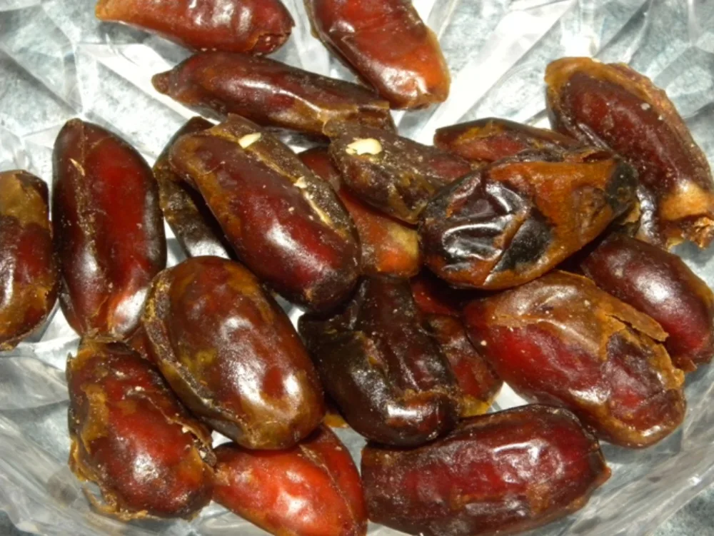 Manfaat & Kandungan Gizi Kurma: Energi, Serat, Kalium, dan Antioksidan